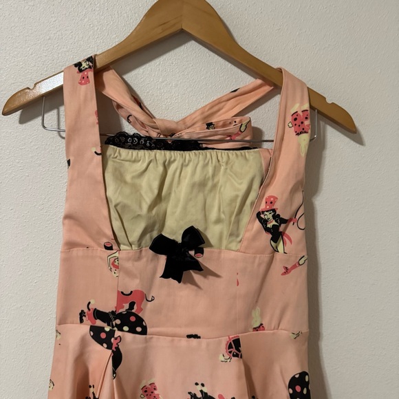 Pinup Couture Ginger Pink Circus Print Dress Black Lace Rockabilly Retro USA-M - Picture 4 of 9